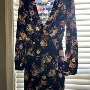 Lulu's Navy Floral Long Sleeve Dress